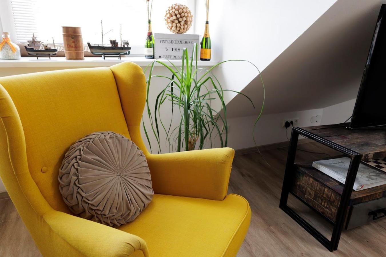 ברטיסלאבה Vip Apartment In Old Town With Free Parking מראה חיצוני תמונה